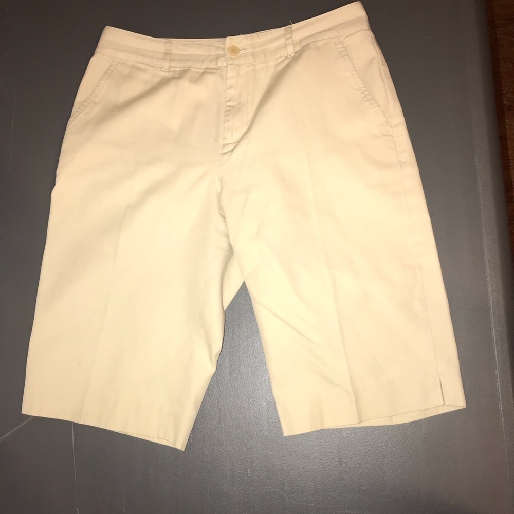 Lauren Ralph Lauren 100 % cotton flat front chino khaki shorts size 4